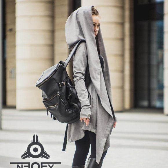 Witchy/ Postapocalyptic Cloak - Picture 1 of 7